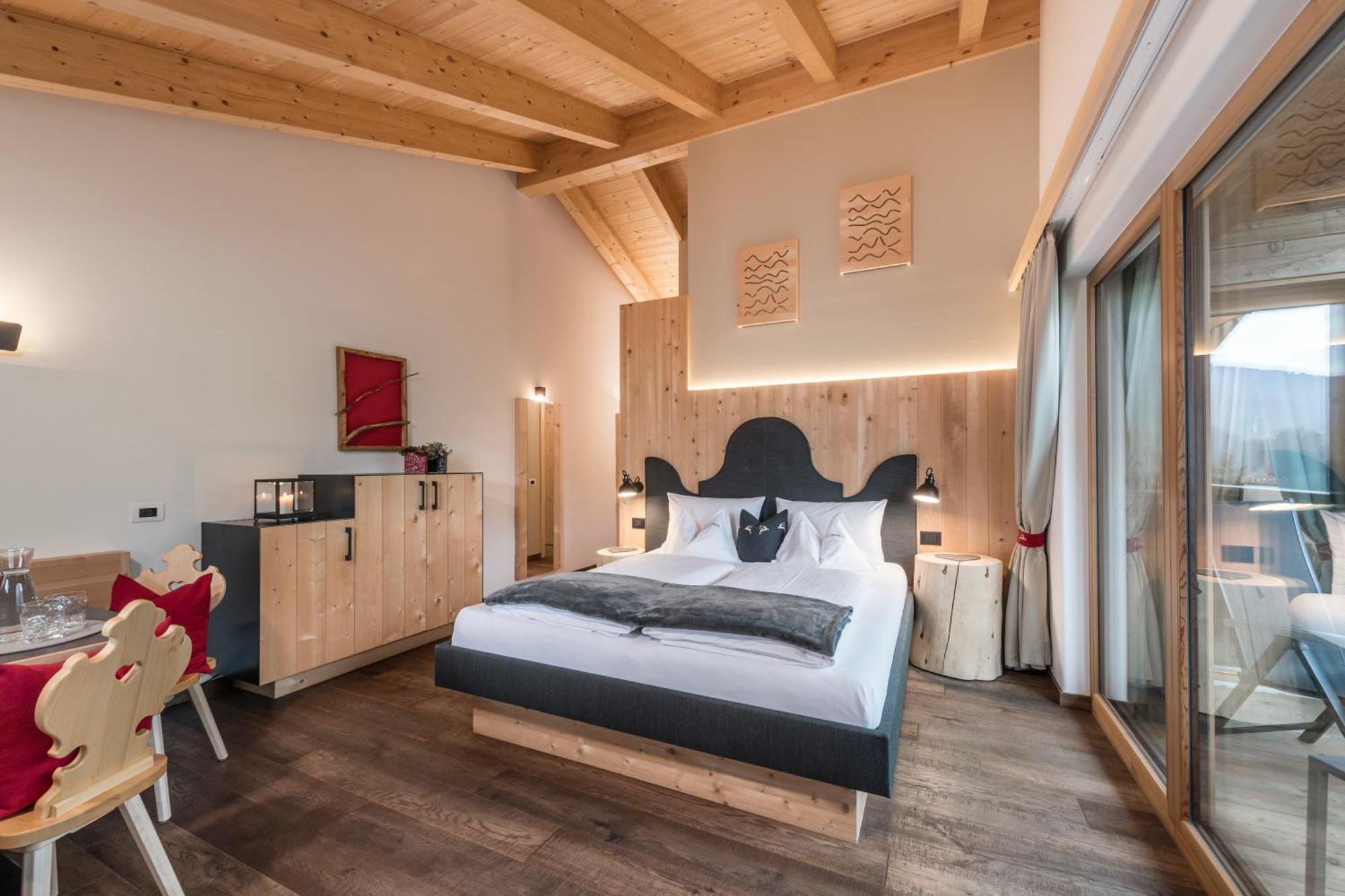 Miraval Naturhotel Badia  Room photo